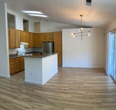 5200 Dunham Ct in Salida, CA - Building Photo - Building Photo