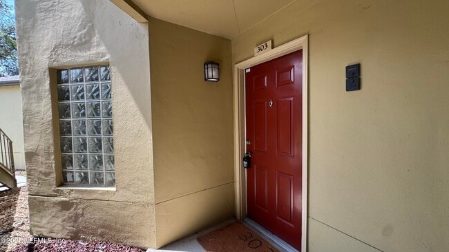 property at 10150 Belle Rive Blvd