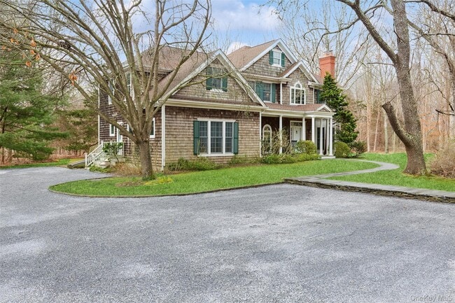 property at 110 Greenleaf Ln