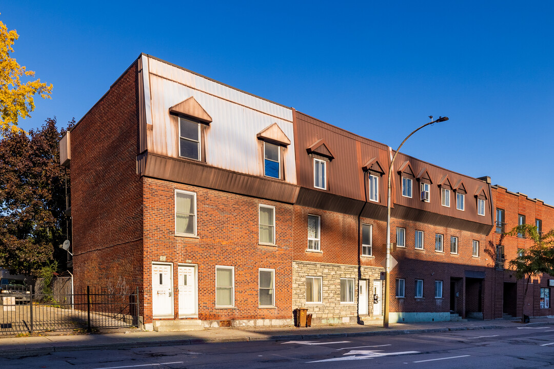 1821-1839 De Maisonneuve Boul E in Montréal, QC - Building Photo