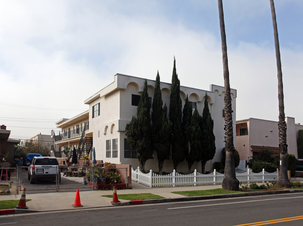 12TH ST., 1528 in Santa Monica, CA - Building Photo