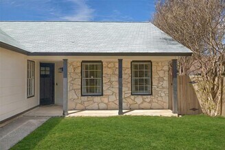 4500 Sarasota Dr in Austin, TX - Building Photo - Building Photo