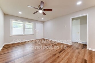 602 SE 5th St in Lee's Summit, MO - Building Photo - Building Photo