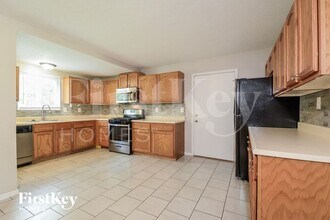 212 Allen Dr in O'Fallon, MO - Building Photo - Building Photo