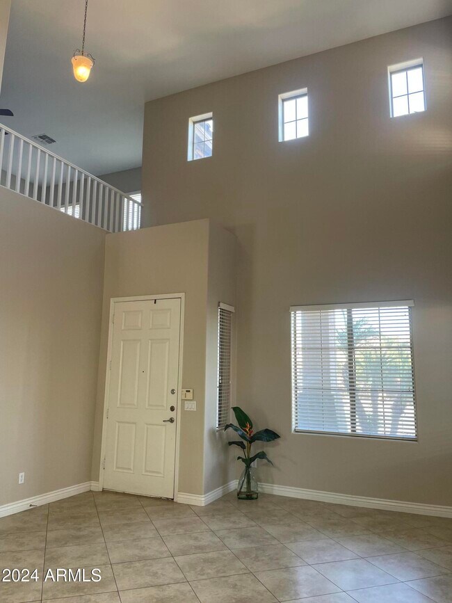 2181 E Iris Dr in Chandler, AZ - Building Photo - Building Photo