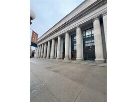 214 4th St E in St. Paul, MN - Building Photo