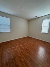 882 Kiwi St in Madera, CA - Building Photo - Building Photo