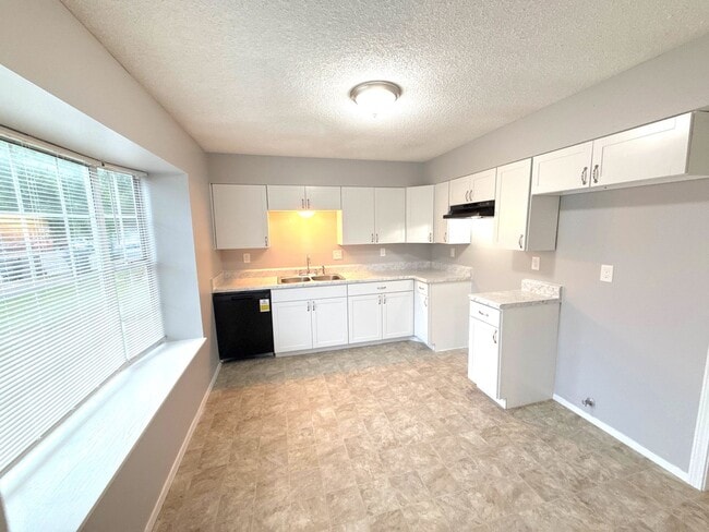 3073 McVay Trail Dr in Memphis, TN - Building Photo - Building Photo