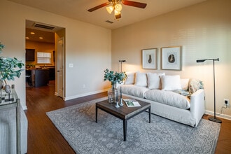 Rivendell Woods Townhomes in Antioch, TN - Foto de edificio - Interior Photo