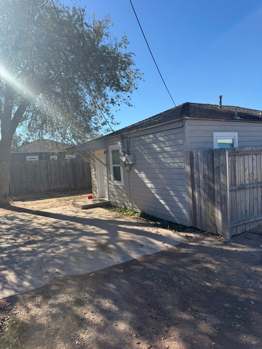 710 Storey Ave, Unit 710a Storey Ave in Midland, TX - Building Photo