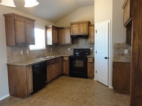 5802 Clearwater Dr in Oklahoma City, OK - Building Photo - Building Photo