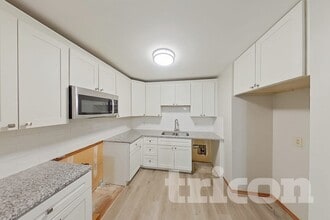 1546 Grant Dr in St. Charles, MO - Building Photo - Building Photo