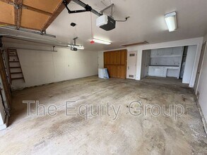 5503 W Sweet Dr in Visalia, CA - Building Photo - Building Photo