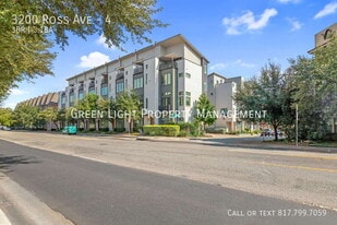 3200 Ross Ave in Dallas, TX - Building Photo