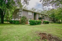 Jefferson Apartments in College Park, GA - Building Photo - Building Photo