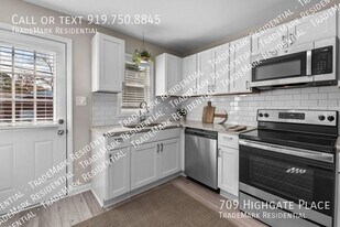 709 Highgate Pl in Raleigh, NC - Building Photo