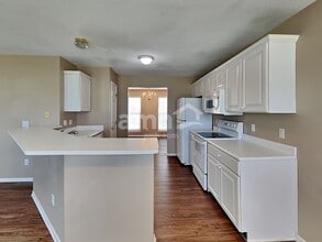 911 Balsam Wood Ln in Lebanon, OH - Building Photo - Building Photo