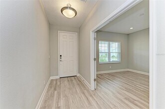 2802 Butterfly Jasmine Trail in Sarasota, FL - Building Photo - Building Photo