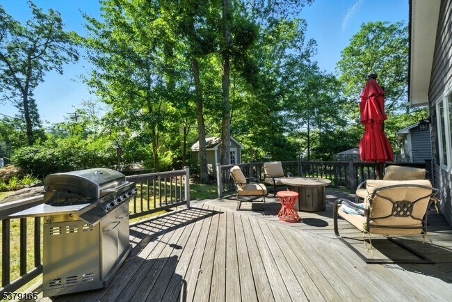 17 Rockaway Ave in Denville, NJ - Building Photo - Building Photo