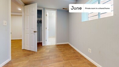 Private bedroom in 7 bed/6 bath Home in Washington, DC - Building Photo - Building Photo