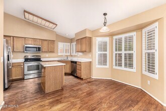 15221 N 87th Dr in Peoria, AZ - Building Photo - Building Photo