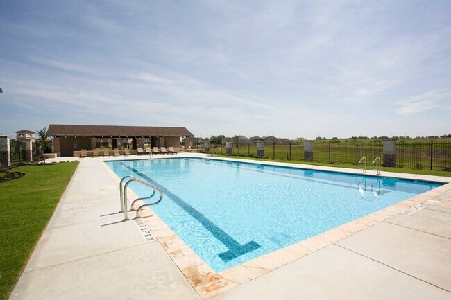 4590 Legend Trail in New Braunfels, TX - Building Photo - Building Photo
