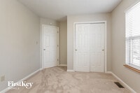 592 Hannah Pl photo'