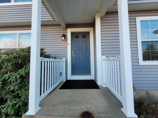 10 Lupine Rd in Brewer, ME - Building Photo - Building Photo