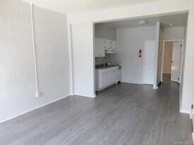 79 Franklin St in Kingston, NY - Building Photo