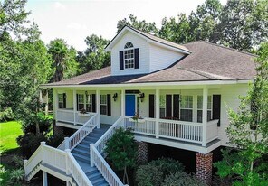 259 Kelsall Dr in Richmond Hill, GA - Building Photo