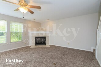 634 Ellen Dr in Cincinnati, OH - Foto de edificio - Building Photo