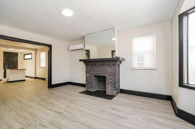 98-100-100 N Hague Ave in Columbus, OH - Building Photo - Building Photo