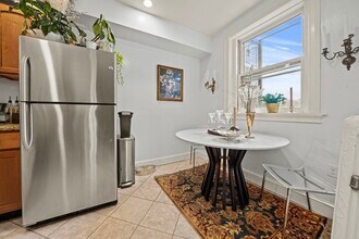 9 Regent Cir in Brookline, MA - Building Photo - Building Photo