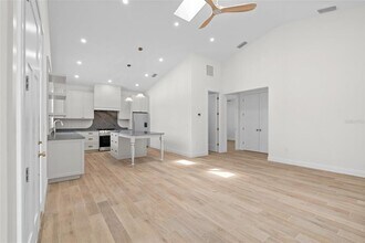 1621 31st Ave N in St. Petersburg, FL - Building Photo - Building Photo