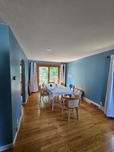 4117 Mineral Point Rd in Madison, WI - Foto de edificio - Building Photo