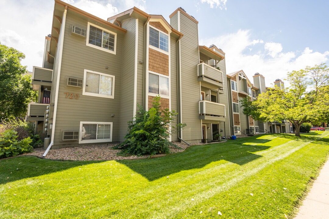 720 City Park Ave in Fort Collins, CO - Foto de edificio