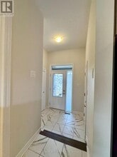 14 Atop Ln in Ottawa, ON - Building Photo - Building Photo