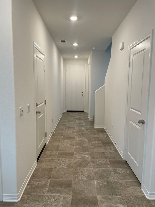 30155 Spineflower St in Murrieta, CA - Building Photo - Building Photo