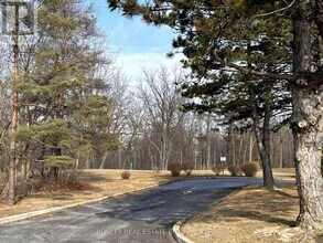 3-PH3 Towering Heights Blvd in St Catharines, ON - Building Photo - Building Photo