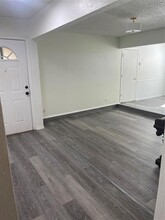 745 Salsbury Cir in Arlington, TX - Building Photo - Building Photo