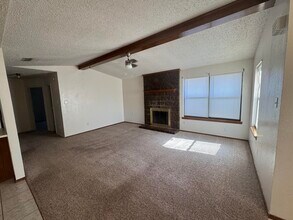 11 Wagnon Dr in Wolfforth, TX - Building Photo - Building Photo