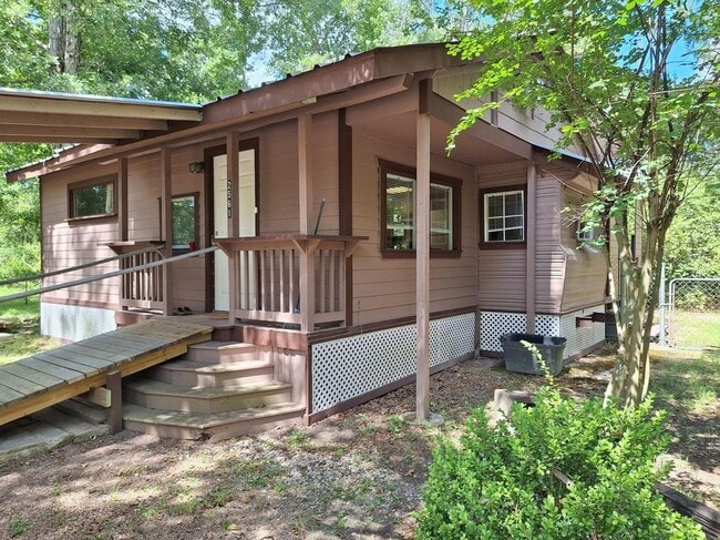 property at 2651 Pioneer Ln