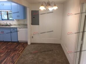 514 Hemlock St in Centralia, WA - Building Photo - Building Photo