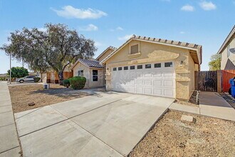 6508 W Hilton Ave in Phoenix, AZ - Building Photo - Building Photo