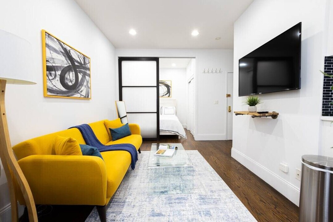 69 Clinton St in New York, NY - Building Photo
