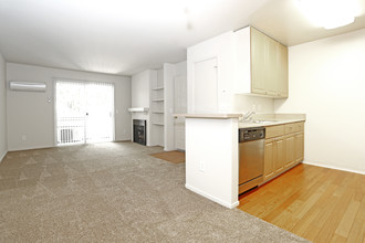 Bel Air Apartments in Concord, CA - Building Photo - Interior Photo