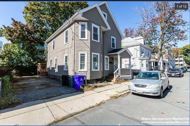 40 Montfern Ave, Unit 2