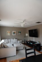 1813 Oliver Ave, Unit Fl 2 in San Diego, CA - Building Photo - Building Photo