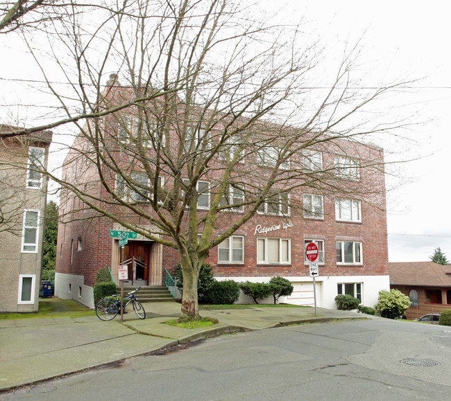 Ridge View Apartments in Seattle, WA - Building Photo - Building Photo