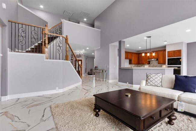 property at 3011 Grand Lakeview Dr